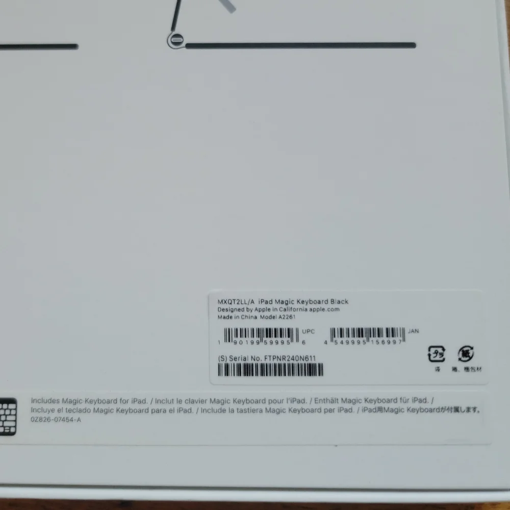 Apple iPad Magic Keyboard - Black